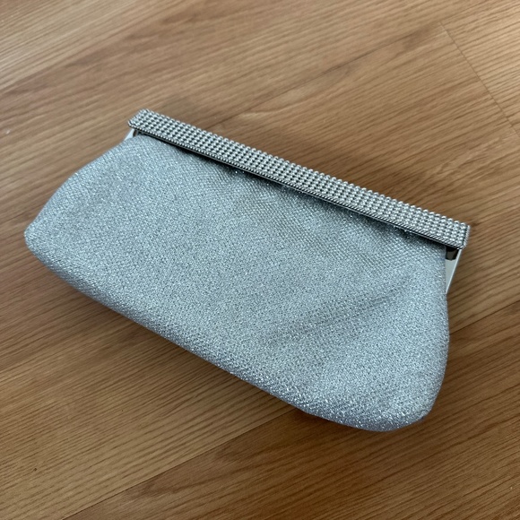 Nina Sweeny 21 Clutch, Silver - Picture 3 of 9